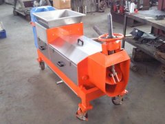 葡萄酒釀酒設(shè)備廠家-螺旋擠壓機(jī)